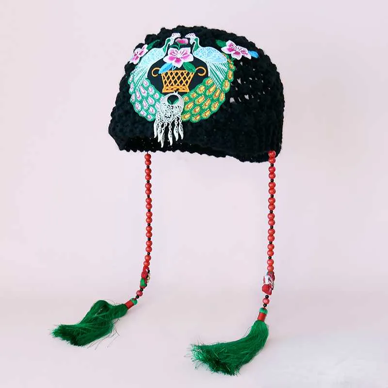 Autumn and Winter Embroidery Knitted Headbands, Women's Warm Forehead Covers, Women's Ethnic Style Hats