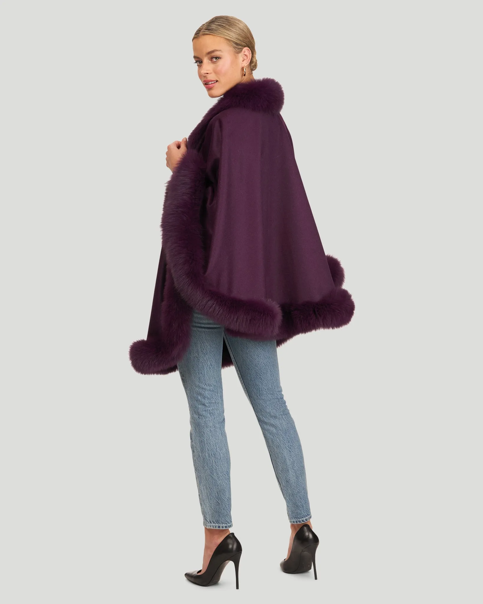 Cashmere Caplet with Fox Trim