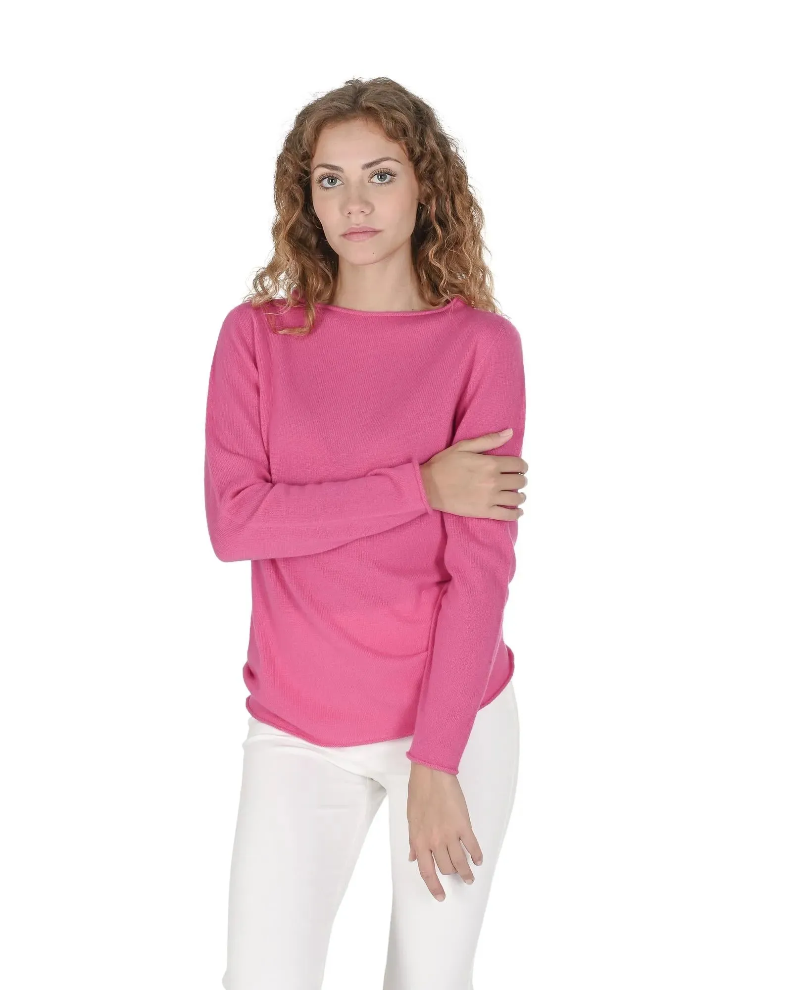 Crown of Edinburgh Cashmere Women's Cashmere Boatneck Sweater in Fuchsia - M