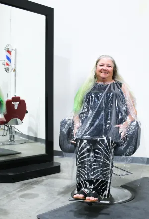 Disposable Plastic Salon Cape