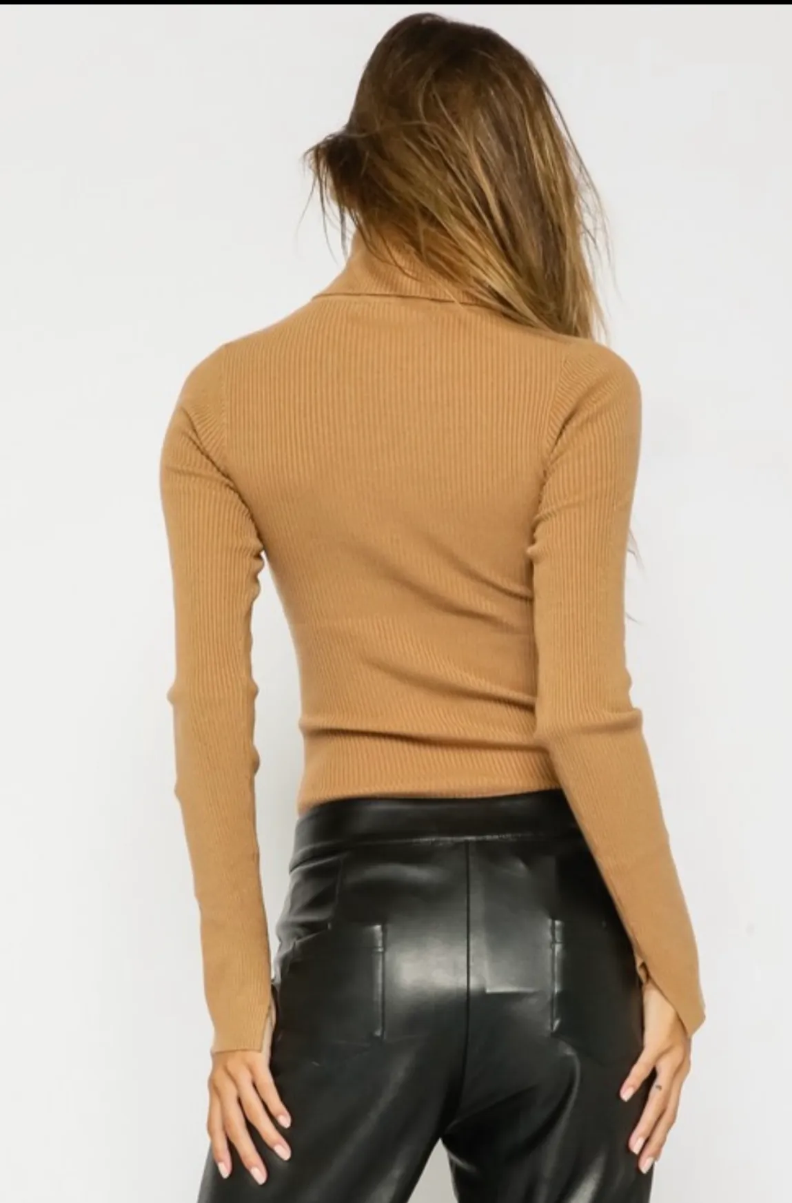 Miller Ribbed Turtleneck: Camel