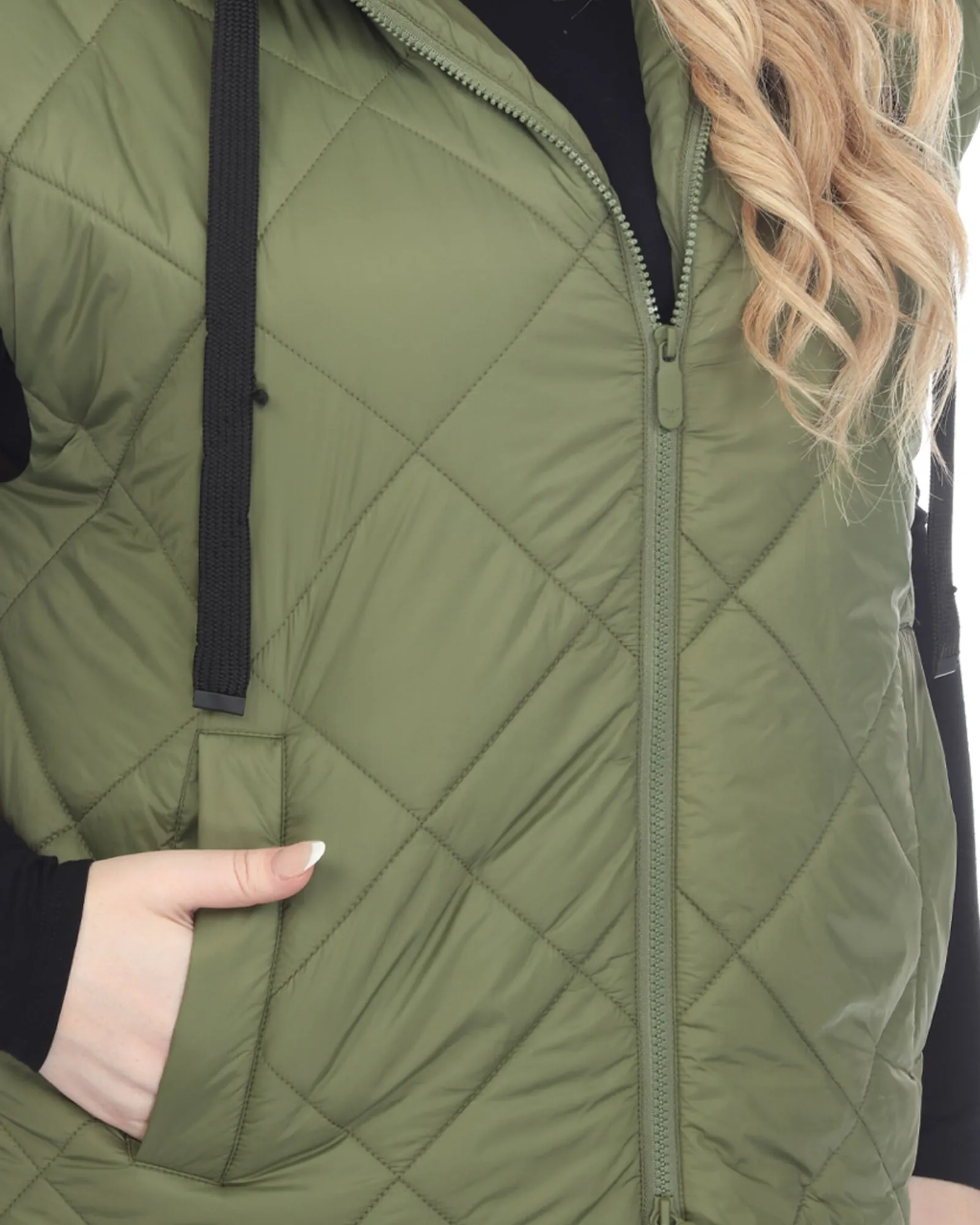 Women's Diamond Quilted Hooded Puffer Vest | Olive